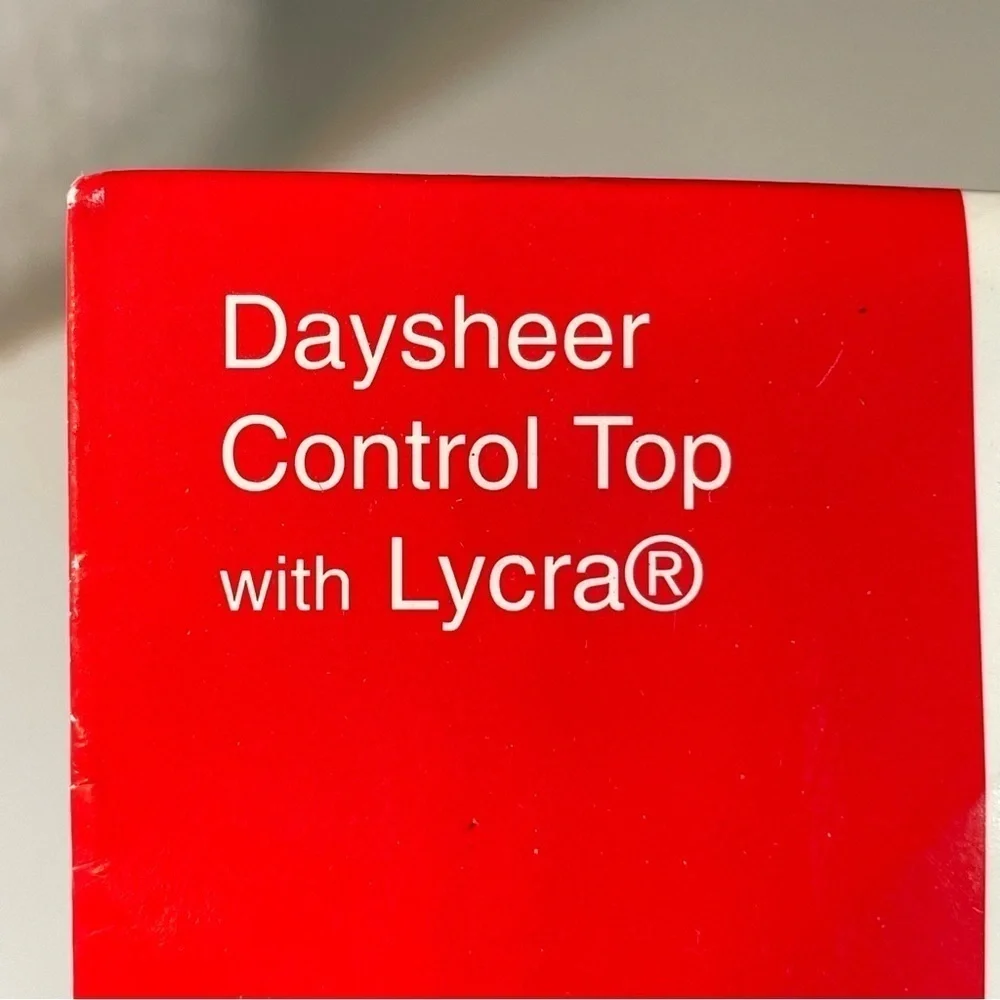 Cheryl‎ Tiegs Daysheer Control Top with Lycra Nylons Black F11 sz B Made USA